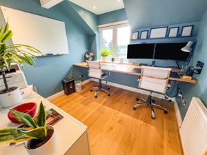 BEDROOM 4/OFFICE- click for photo gallery